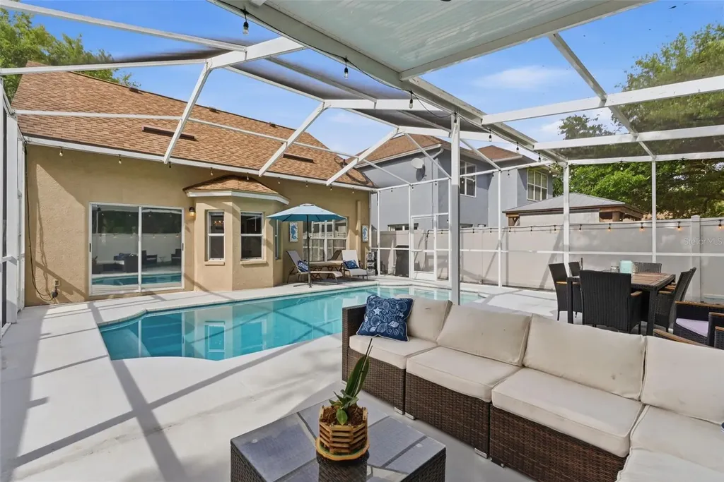 5805 Meadowpark Place Lithia FL 33547