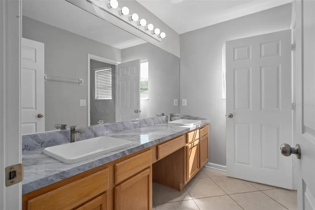 1555 Harrier Drive Orlando FL 32837