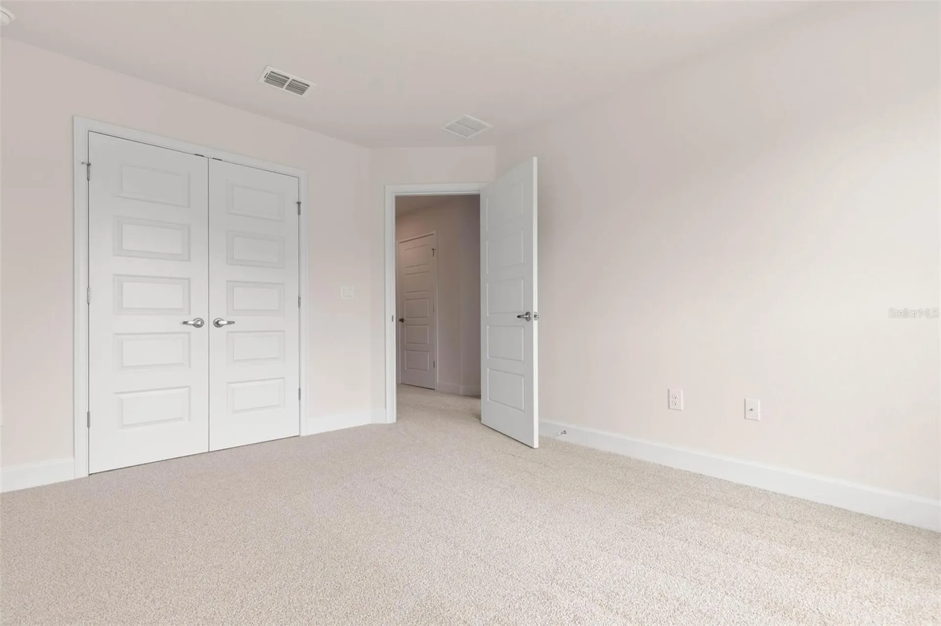 19 Regina Lane Palm Coast FL 32164