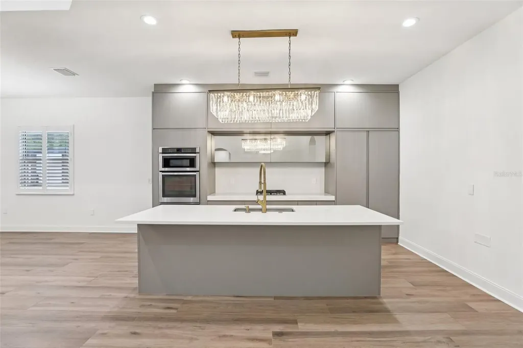 10409 Angel Oak Court Orlando FL 32836