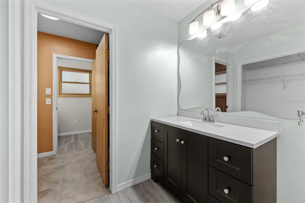 1550 Chateau Wood Drive Clearwater FL 33764