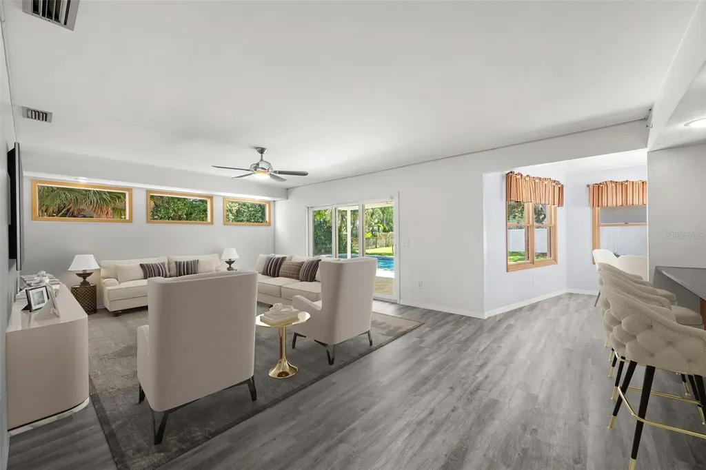1550 Chateau Wood Drive Clearwater FL 33764