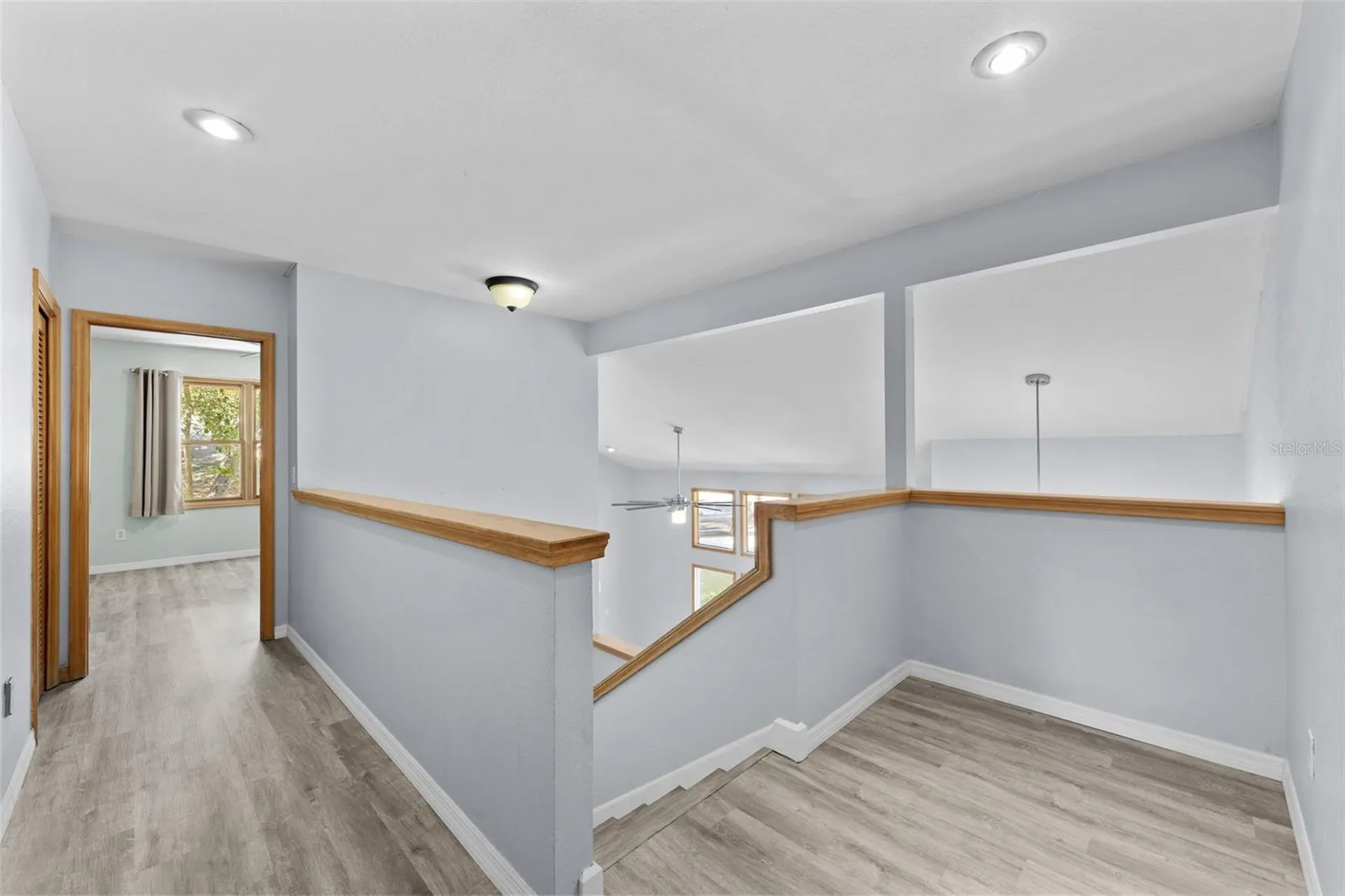 1550 Chateau Wood Drive Clearwater FL 33764