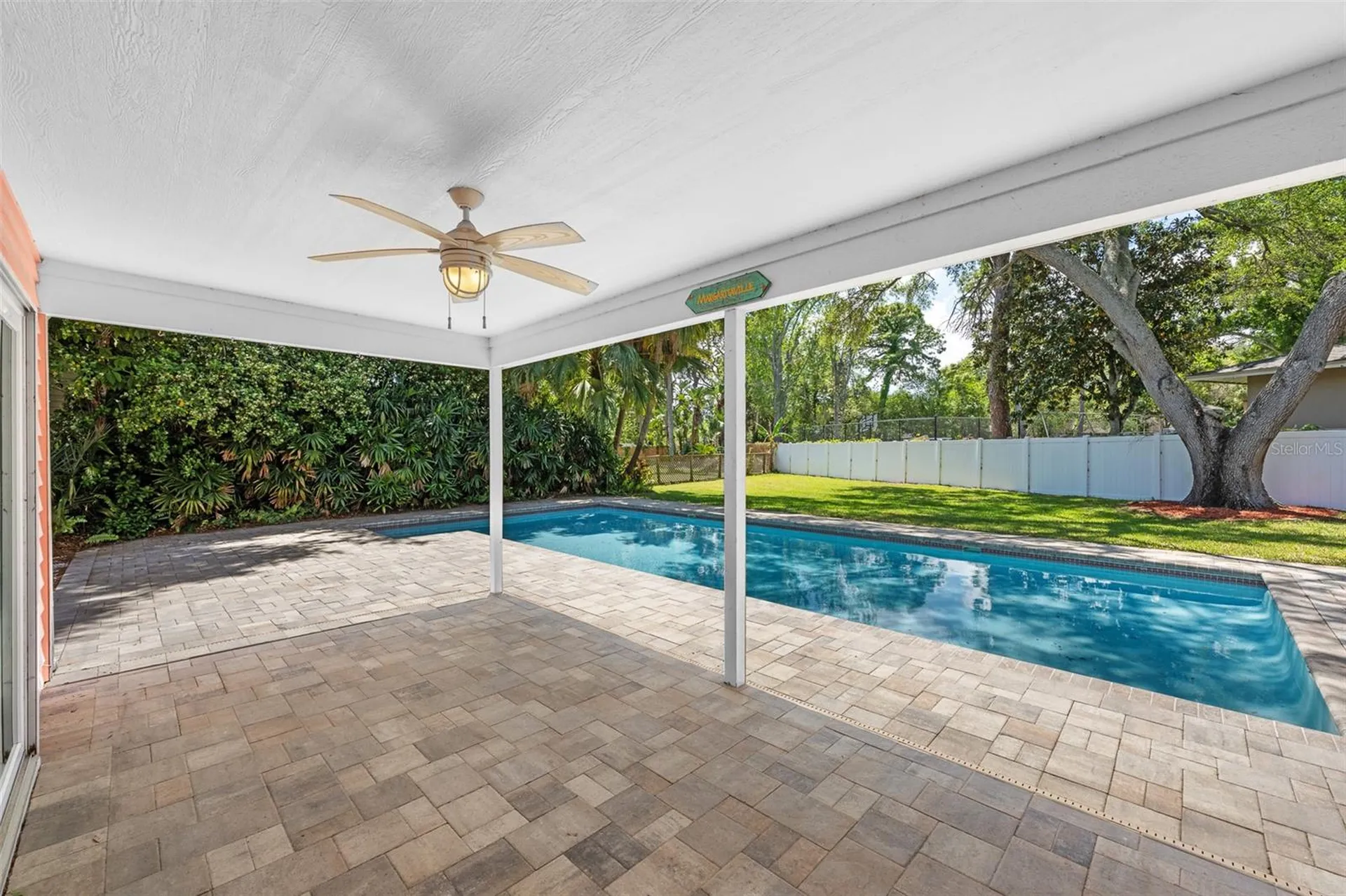 1550 Chateau Wood Drive Clearwater FL 33764