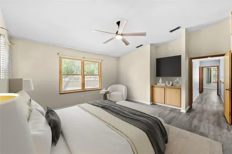 1550 Chateau Wood Drive Clearwater FL 33764