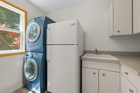 1550 Chateau Wood Drive Clearwater FL 33764