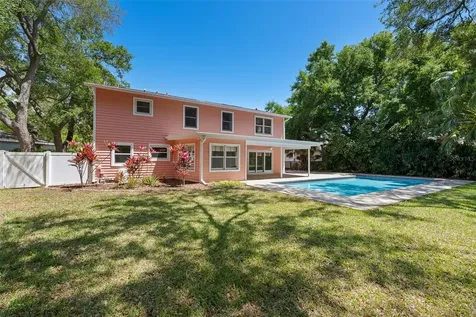 1550 Chateau Wood Drive Clearwater FL 33764