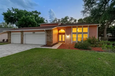 1550 Chateau Wood Drive Clearwater FL 33764