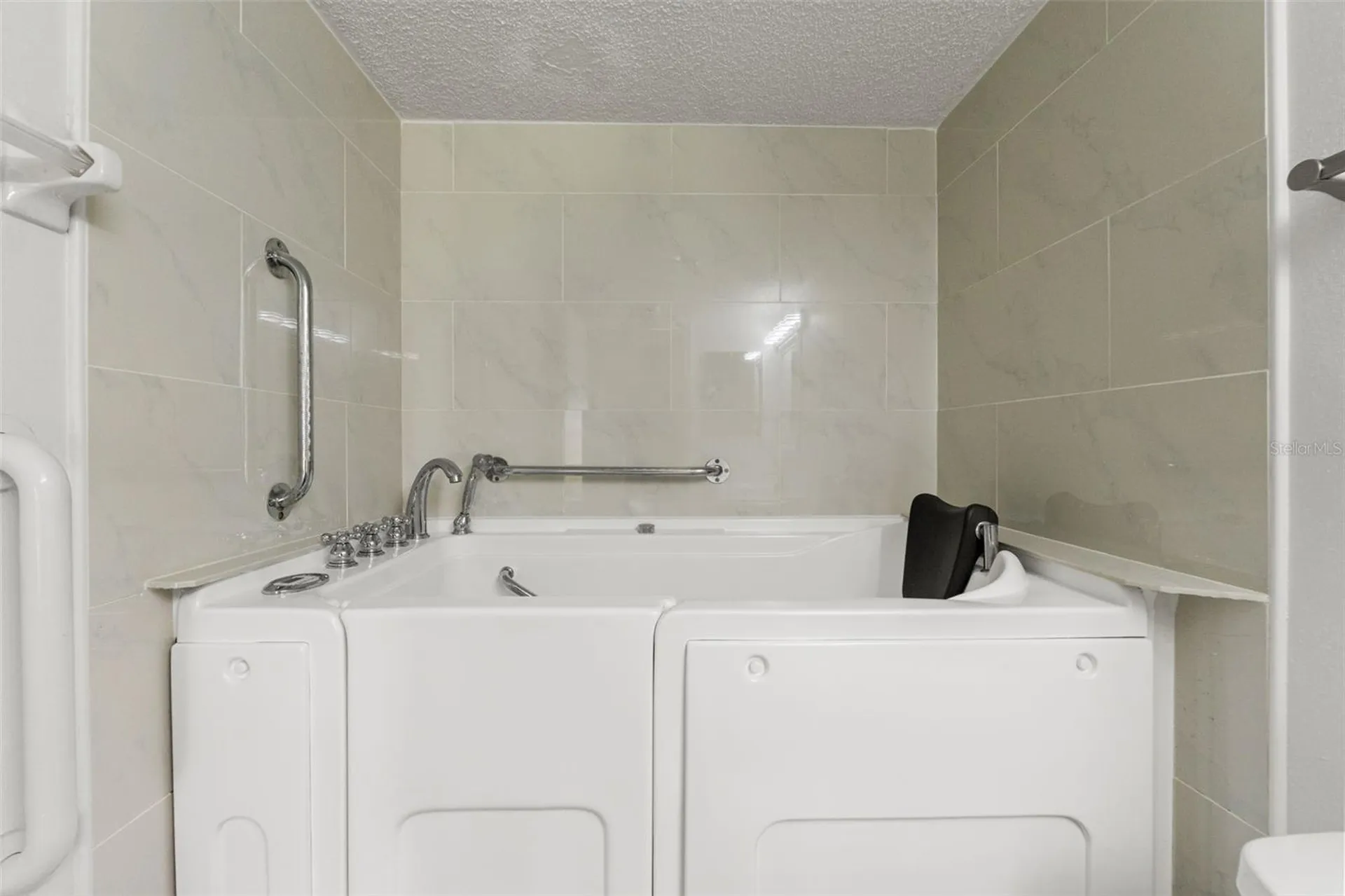 7131 Dell Road New Port Richey FL 34653
