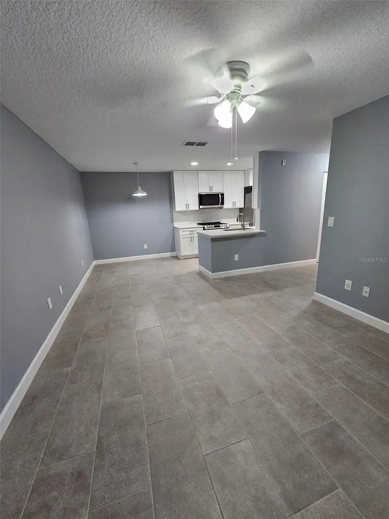 2533 Grassy Point Drive Lake Mary FL 32746