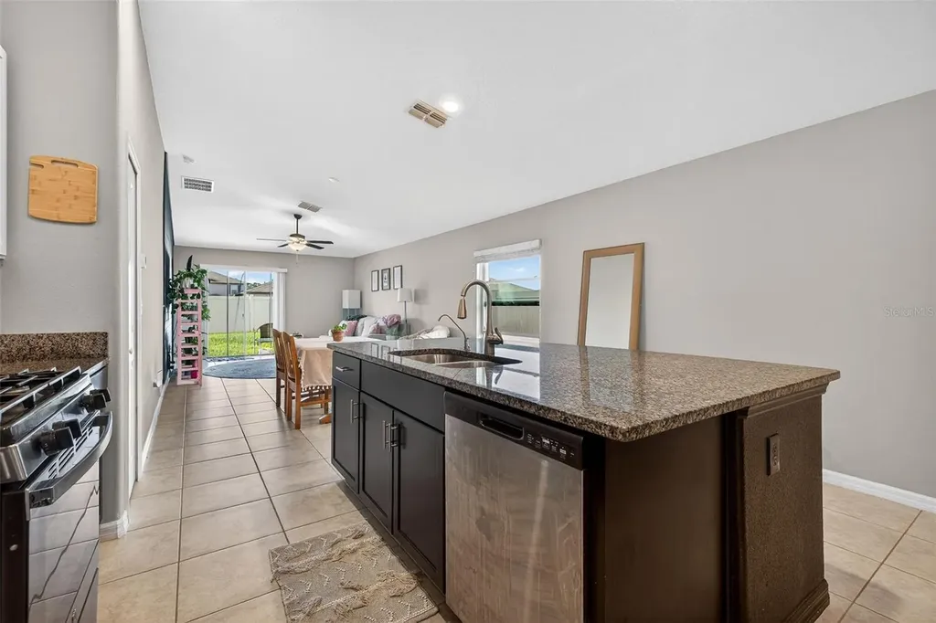 9324 Lemon Drop Loop Sun City Center FL 33573