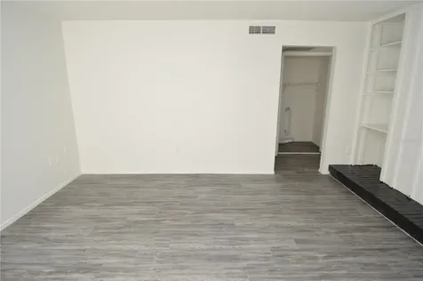 5004 Castile Place Tampa FL 33617