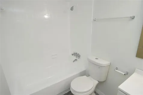 5004 Castile Place Tampa FL 33617