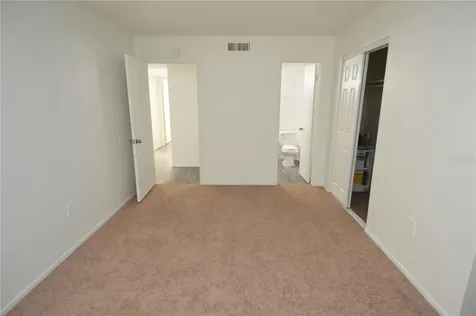 5004 Castile Place Tampa FL 33617