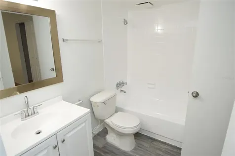 5004 Castile Place Tampa FL 33617