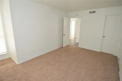 5004 Castile Place Tampa FL 33617