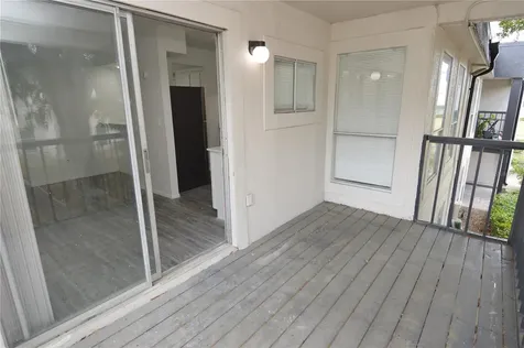 5004 Castile Place Tampa FL 33617