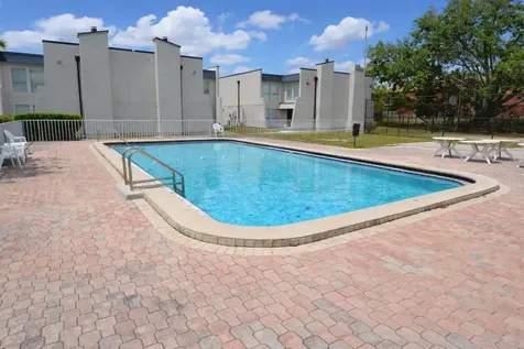 5004 Castile Place Tampa FL 33617