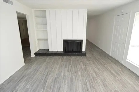 5004 Castile Place Tampa FL 33617