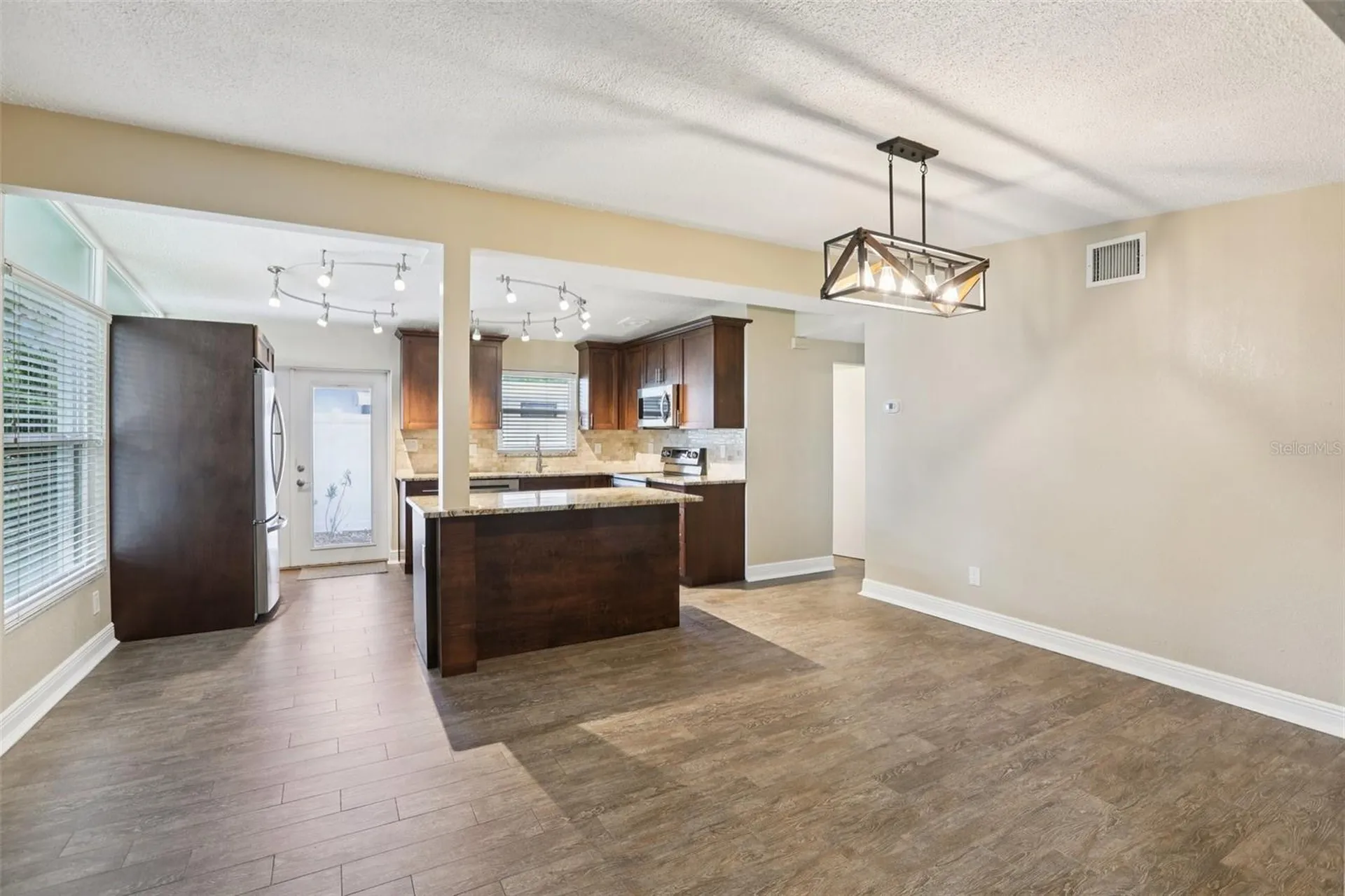 205 SE Jefferson Circle N St Petersburg FL 33703