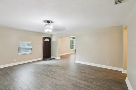 205 SE Jefferson Circle N St Petersburg FL 33703