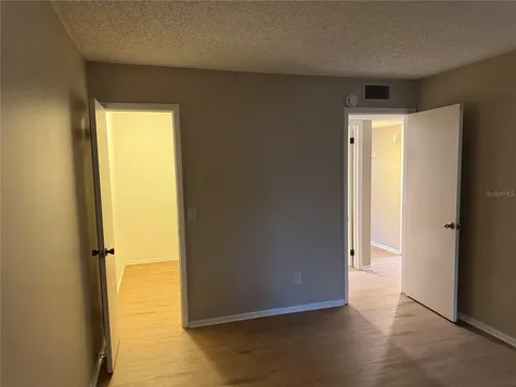 2365 Oak Park Way Orlando FL 32822