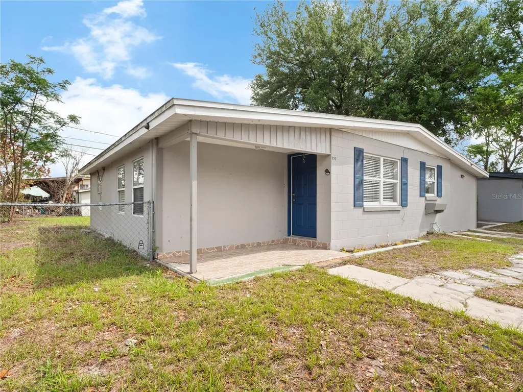 970 Roberts Boulevard Deltona FL 32725