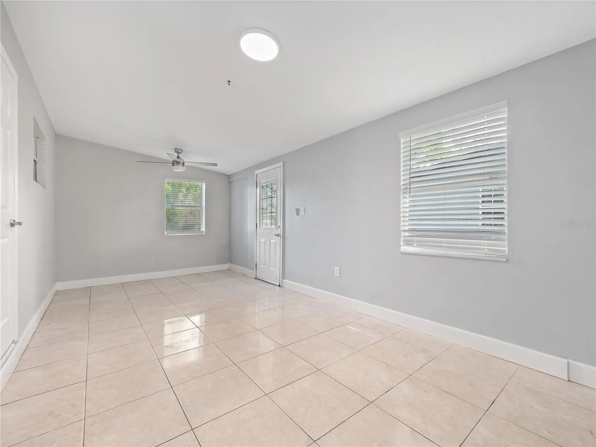 970 Roberts Boulevard Deltona FL 32725