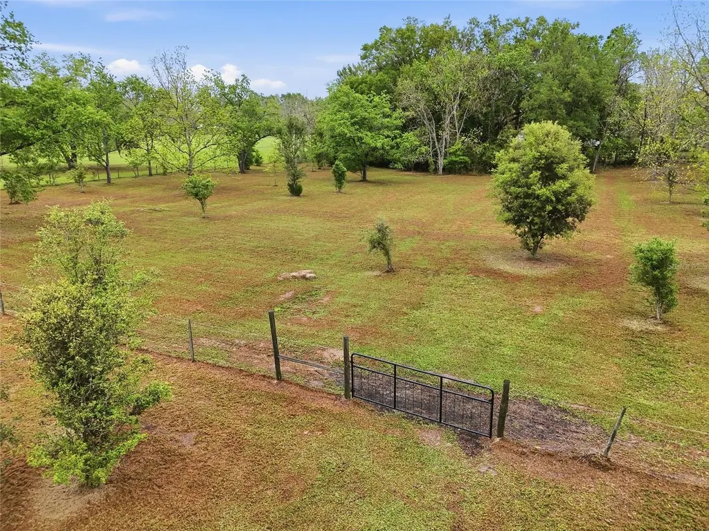 19518 NW 78th Avenue Alachua FL 32615