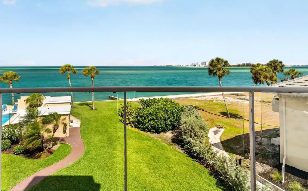 4708 Ocean Boulevard Sarasota FL 34242