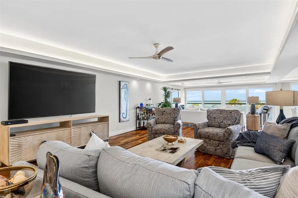 4708 Ocean Boulevard Sarasota FL 34242