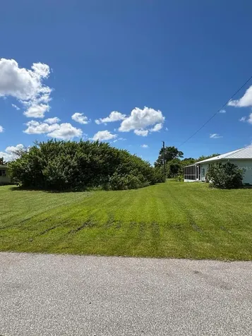193 Garden Avenue NW Port Charlotte FL 33952