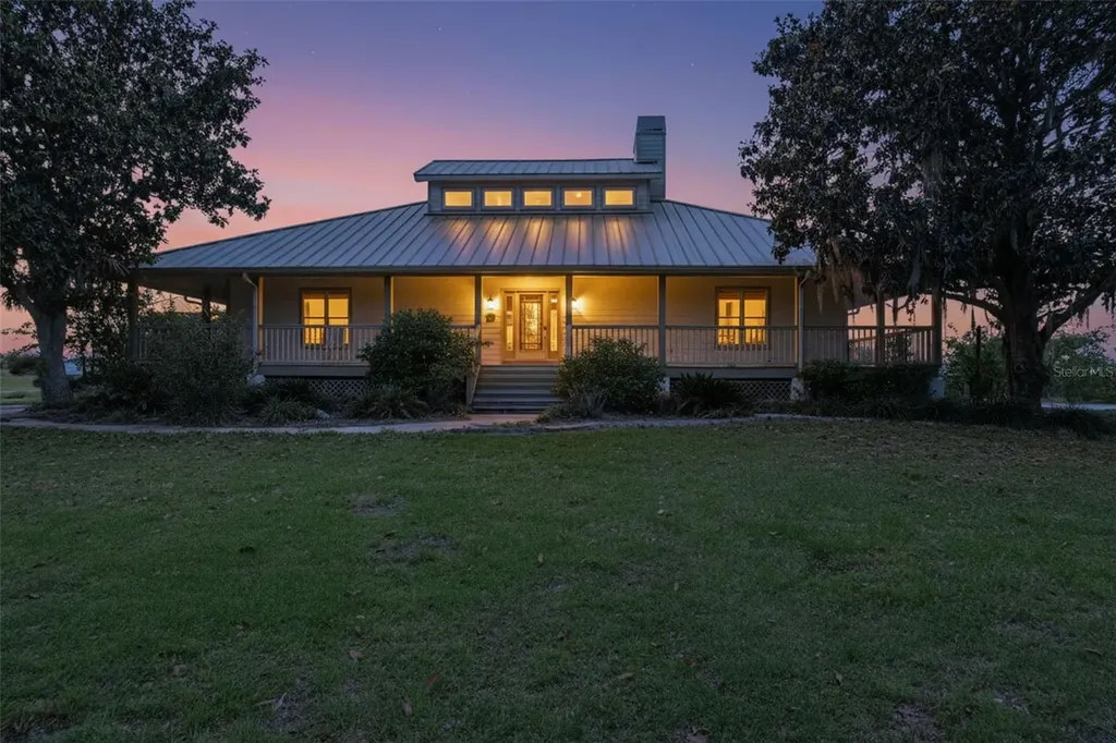 18610 Townsend House Road Dade City FL 33523