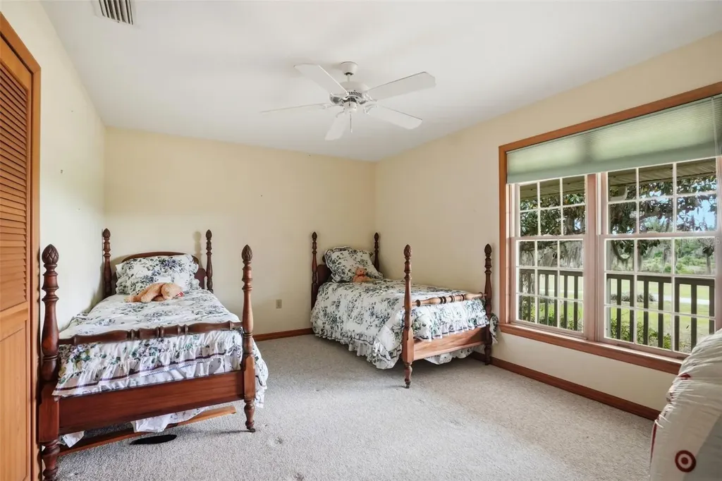 18610 Townsend House Road Dade City FL 33523