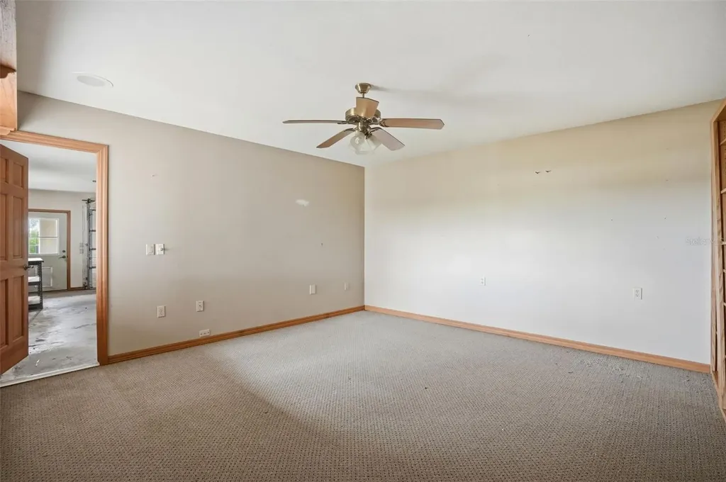 18610 Townsend House Road Dade City FL 33523