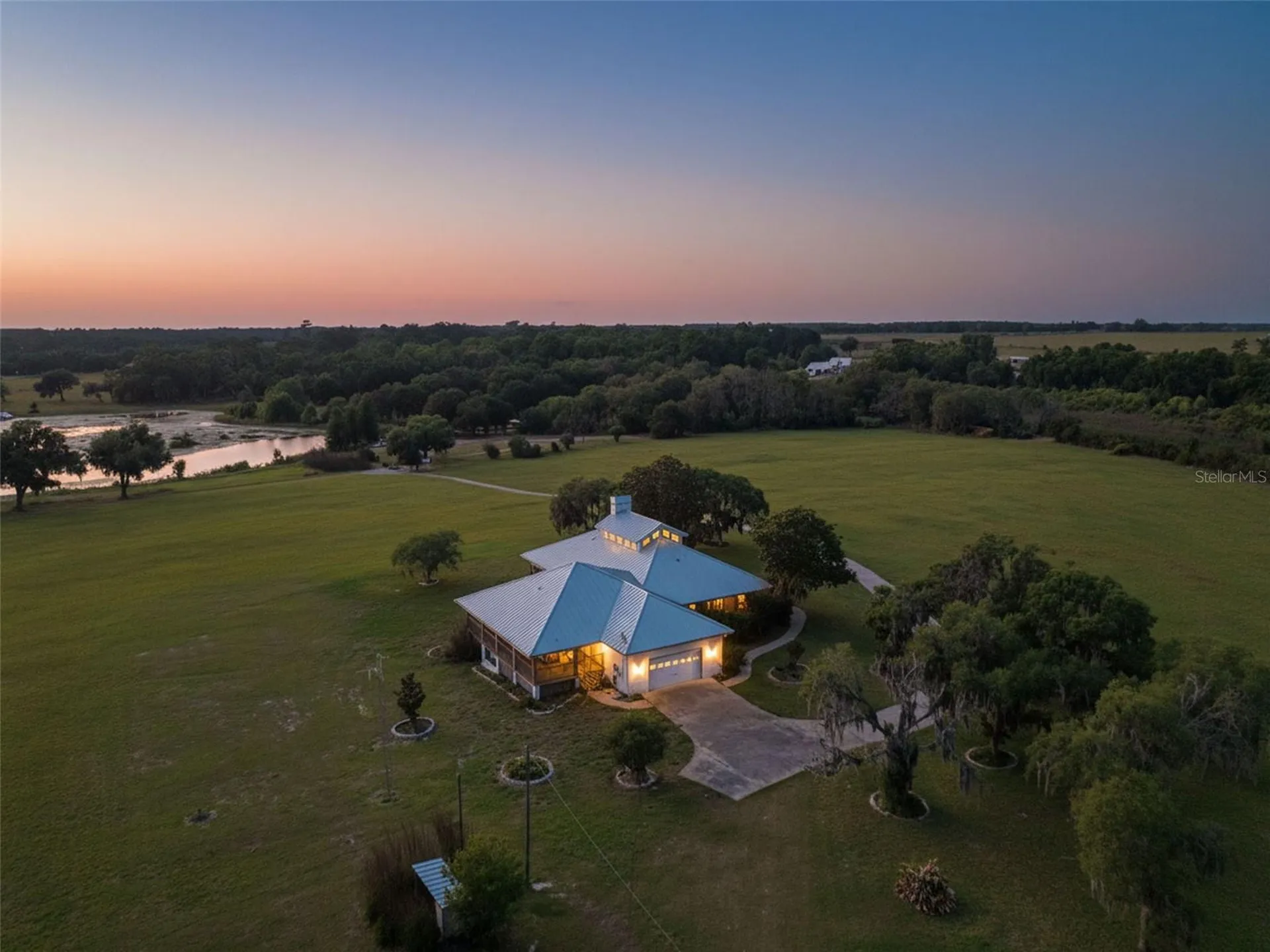 18610 Townsend House Road Dade City FL 33523
