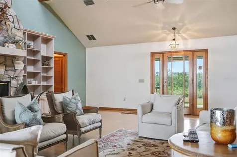 18610 Townsend House Road Dade City FL 33523