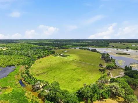 18610 Townsend House Road Dade City FL 33523