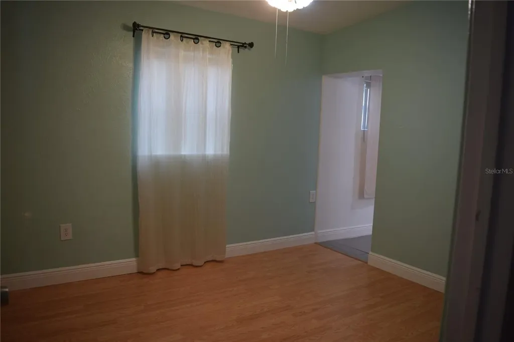 8304 Dot Lane Orlando FL 32809