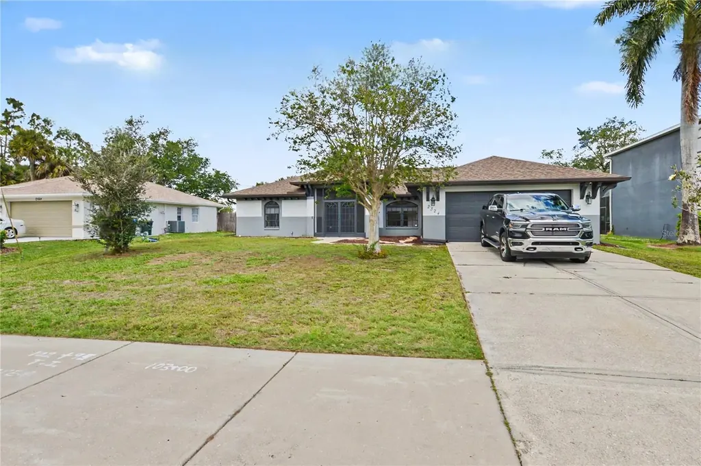 2324 W Price Boulevard North Port FL 34286