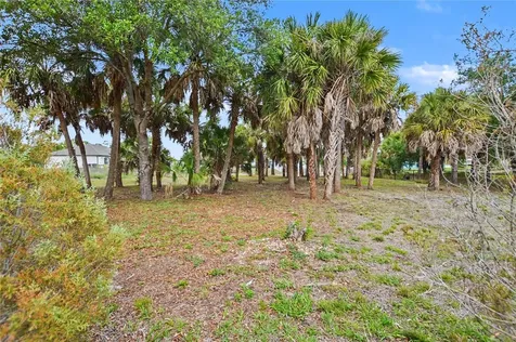 2324 W Price Boulevard North Port FL 34286