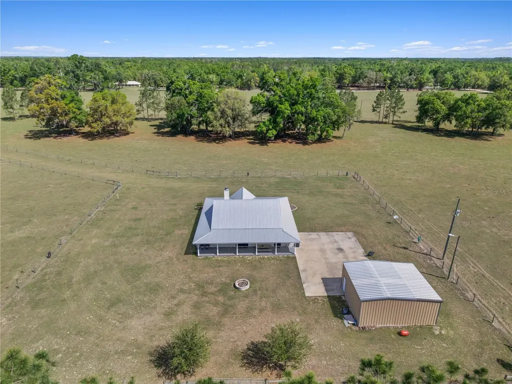 4639 SW Wilson Springs Road Fort White FL 32038