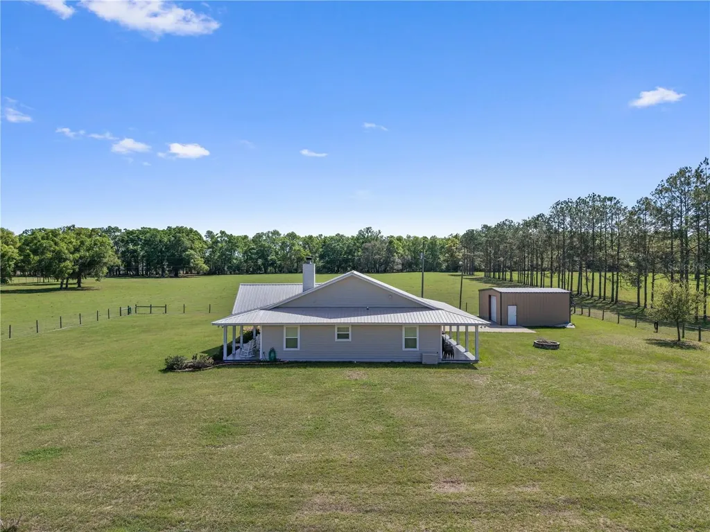 4639 SW Wilson Springs Road Fort White FL 32038