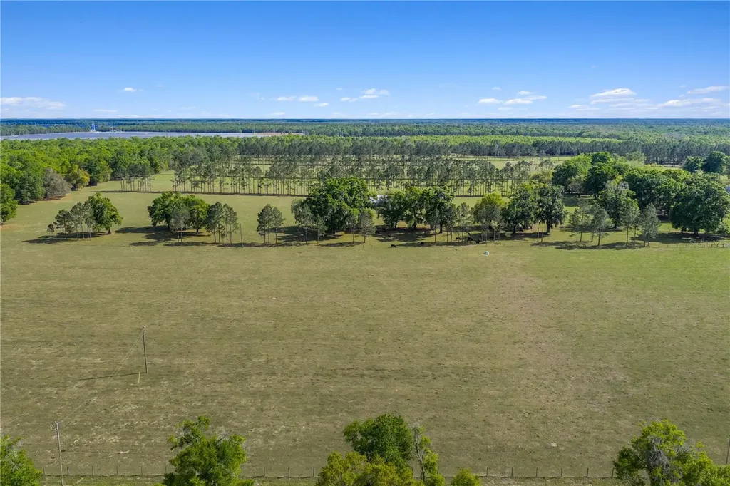 4639 SW Wilson Springs Road Fort White FL 32038