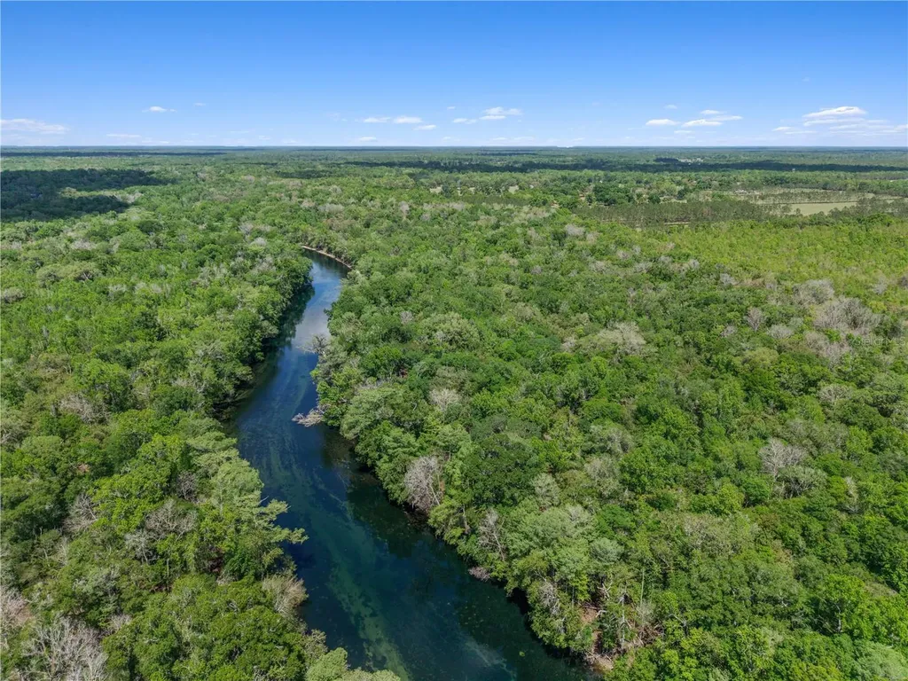 4639 SW Wilson Springs Road Fort White FL 32038