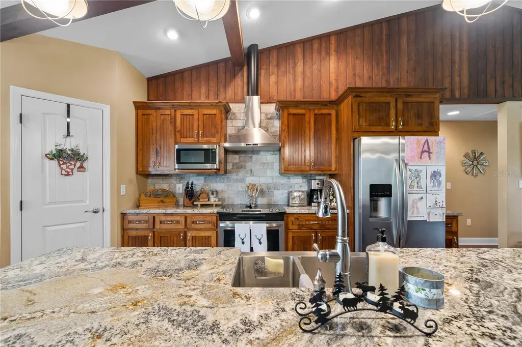 4639 SW Wilson Springs Road Fort White FL 32038