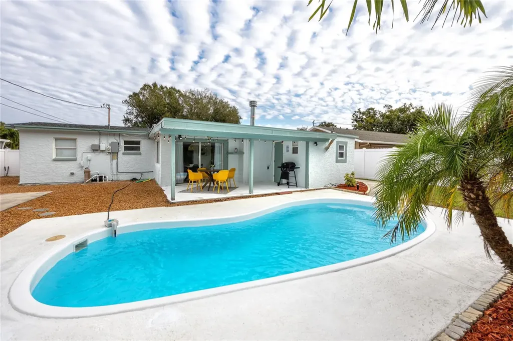 11254 116th Street Seminole FL 33778