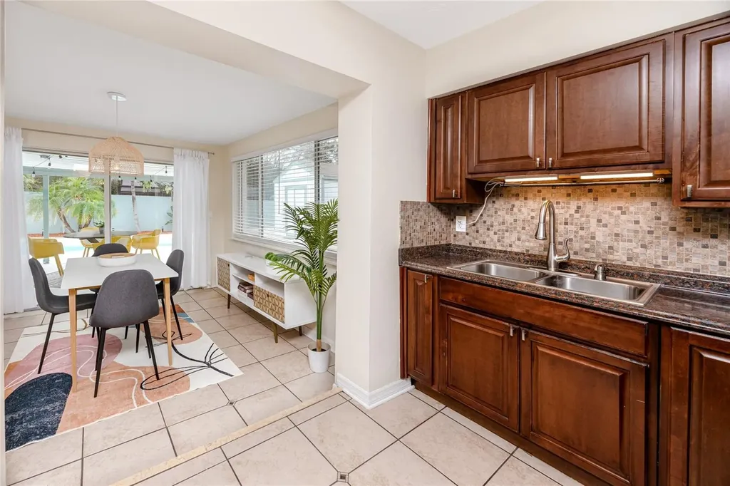 11254 116th Street Seminole FL 33778