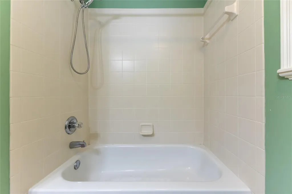 2429 NW 93rd Street Gainesville FL 32606