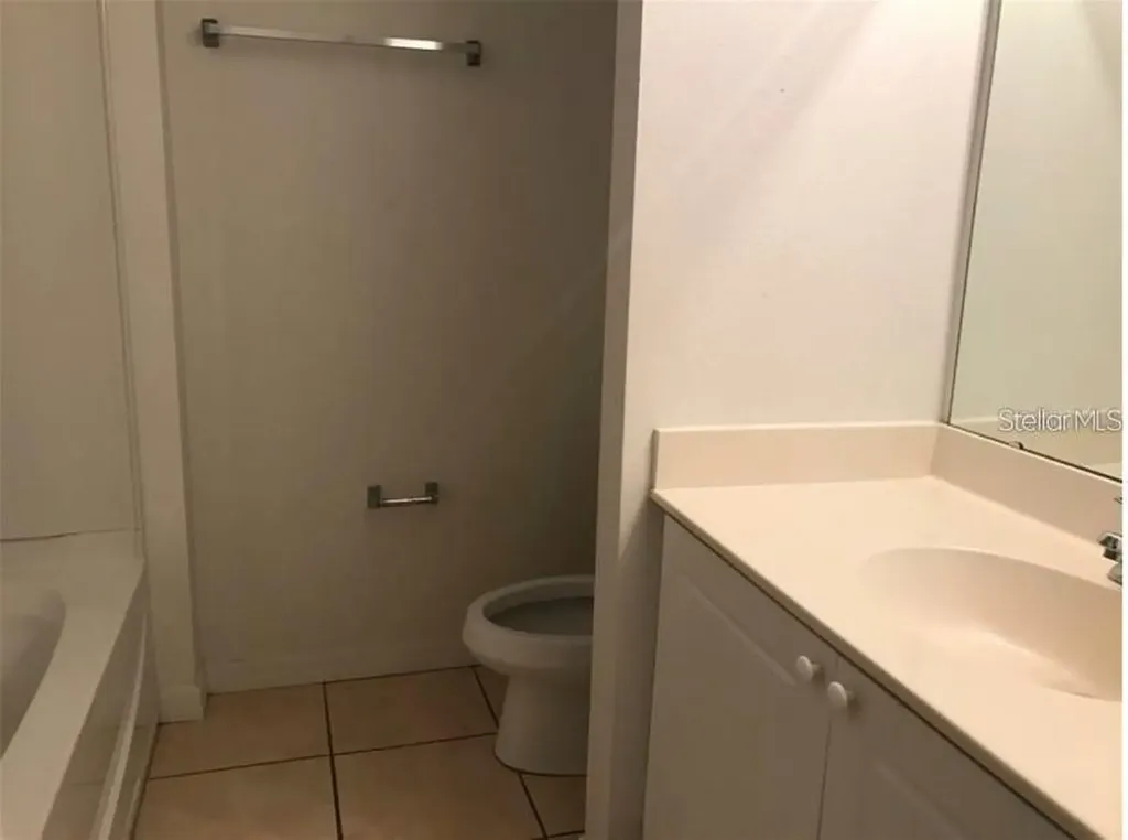 2792 Club Cortile Circle Kissimmee FL 34746